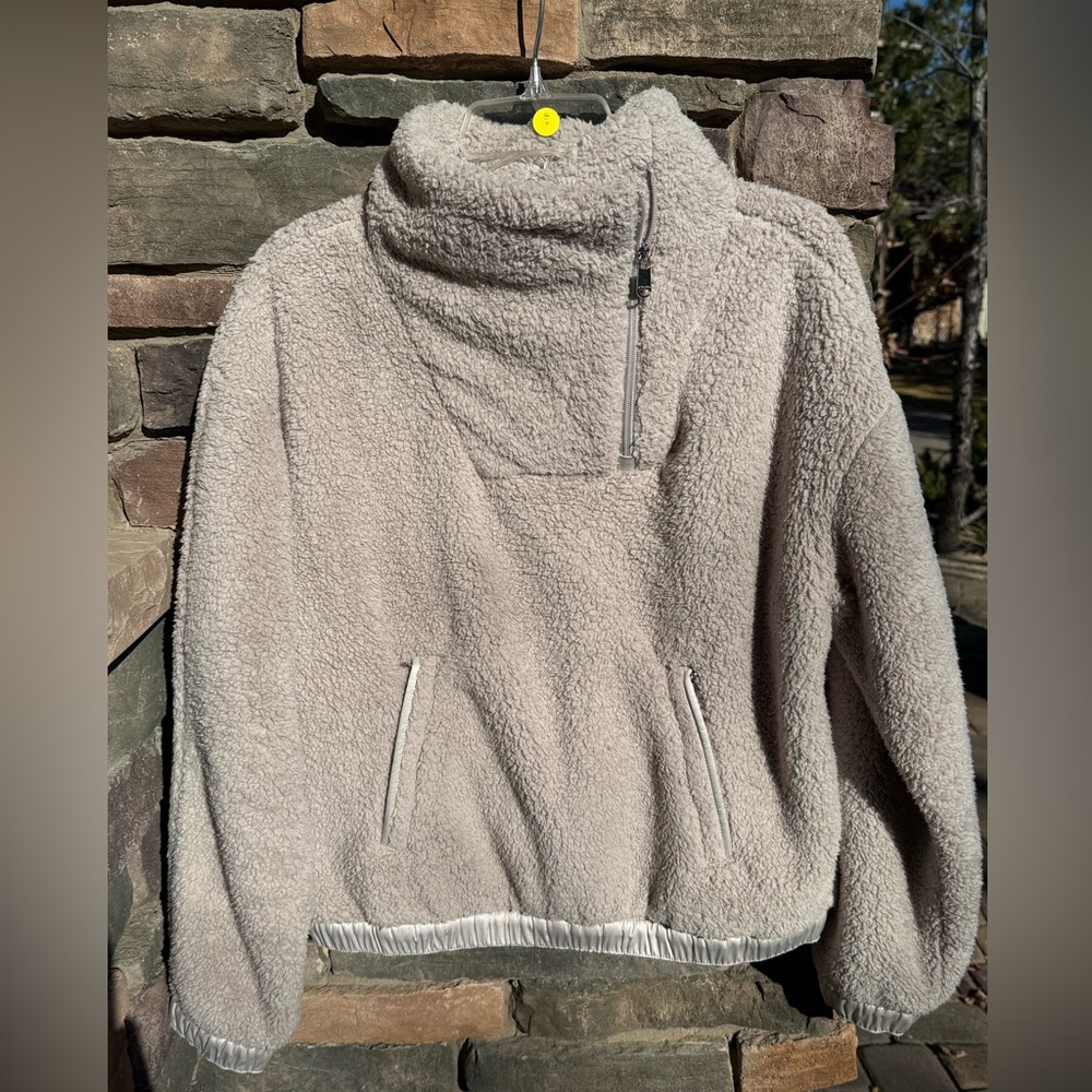 Athleta Cream Sherpa Jacket